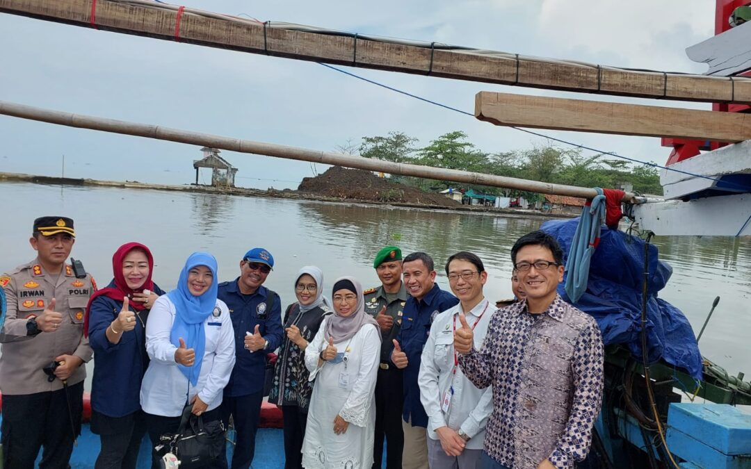 Cooperation between FPIK Undip and Batang Regency Government in Improving Coral Reef Ecosystem